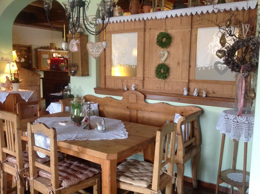 Landgasthof Friedl Hotel Sankt Lorenzen bei Knittelfeld Esterno foto